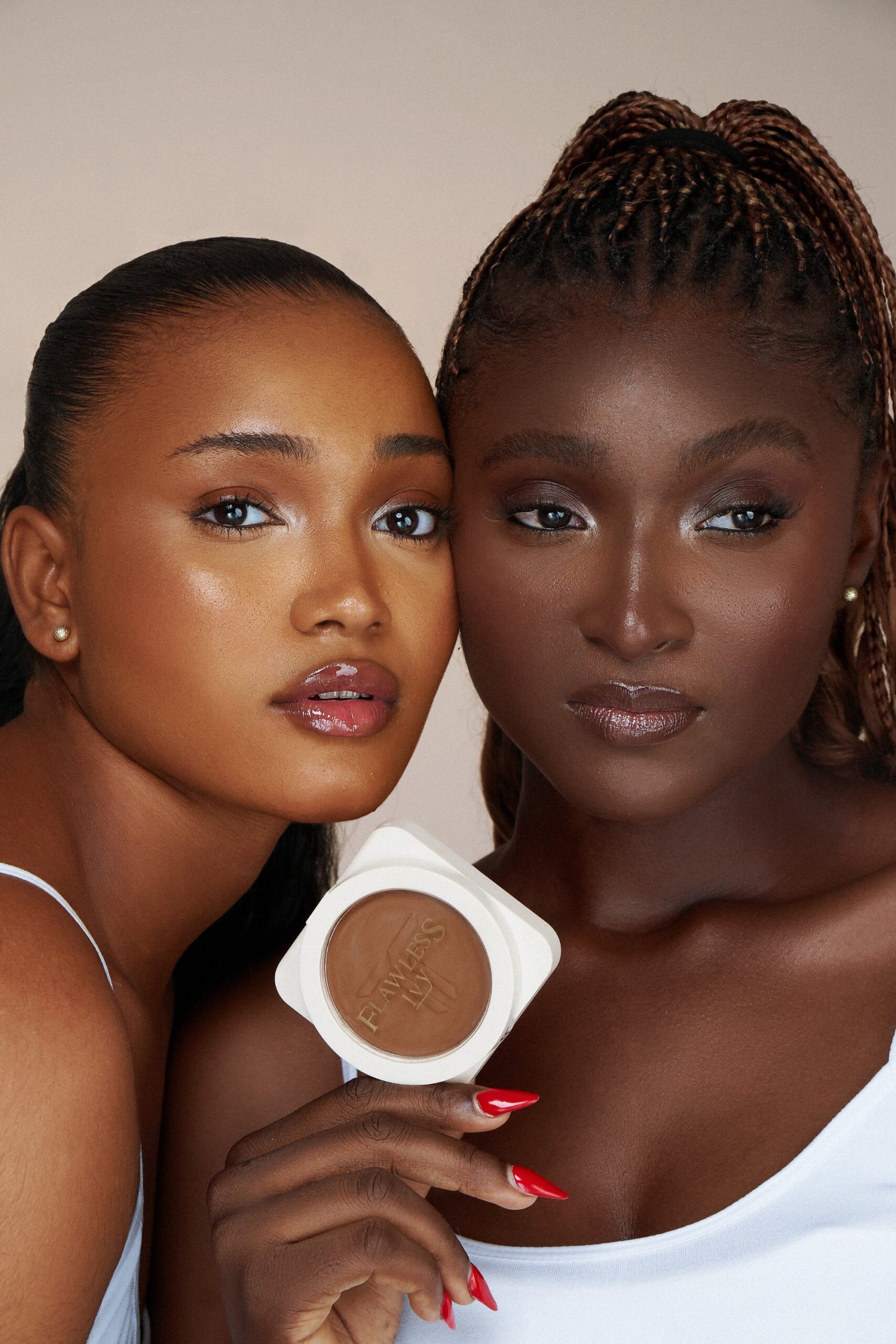 Blur Essence Pressed Powder - Image 4