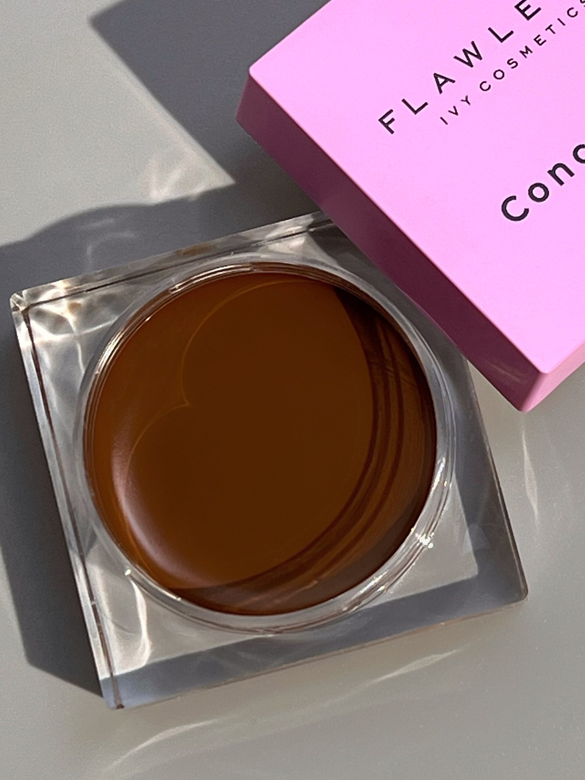 Flawless Pot Concealer - Image 3