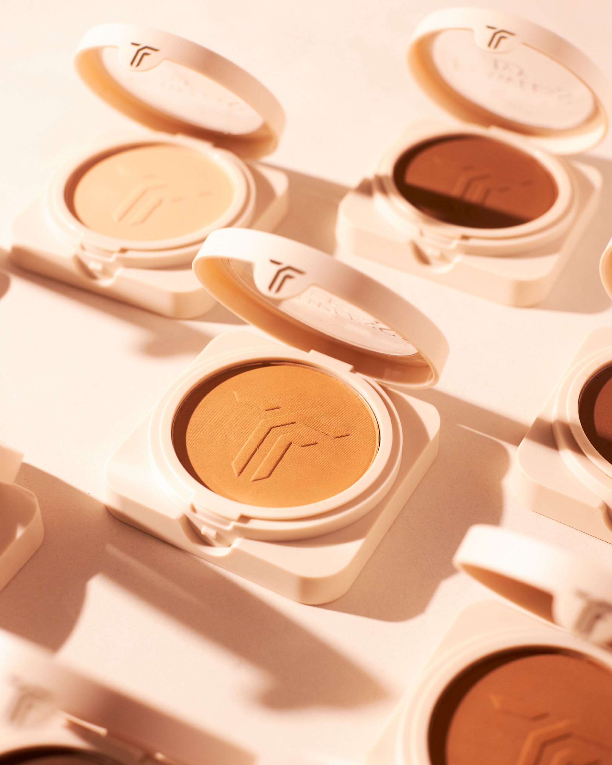 Blur Essence Pressed Powder